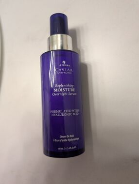 Caviar Replenishing Moisture Overnight Serum